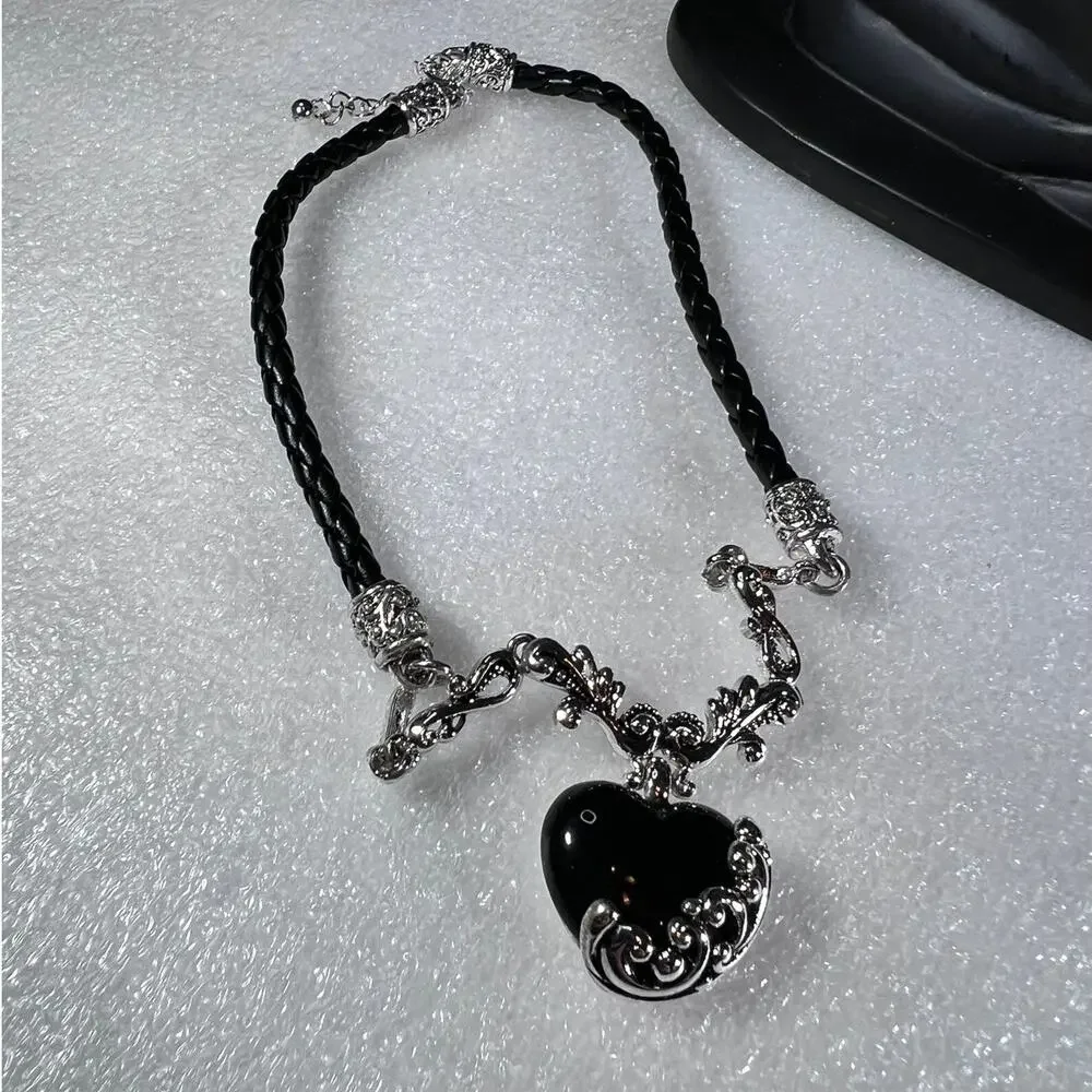 Retro Black Dark Witchy Goth Dark Heart Scroll Necklace Set Deadstock NEW NWT